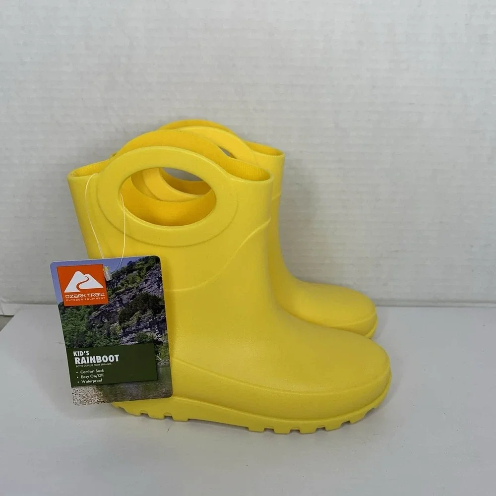 Ozark Trail Kid's Yellow Rain Boots Size 9-10